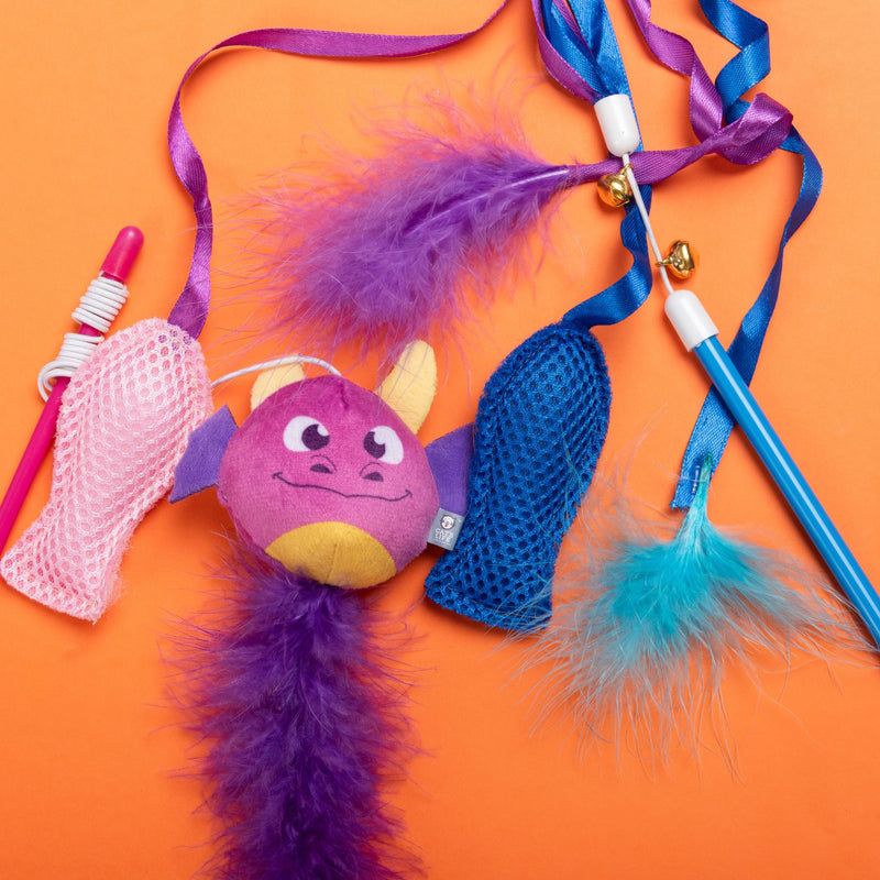 Cat’s Life Dangler Flying Dragon Feather Wand Cat Toy, 45cm