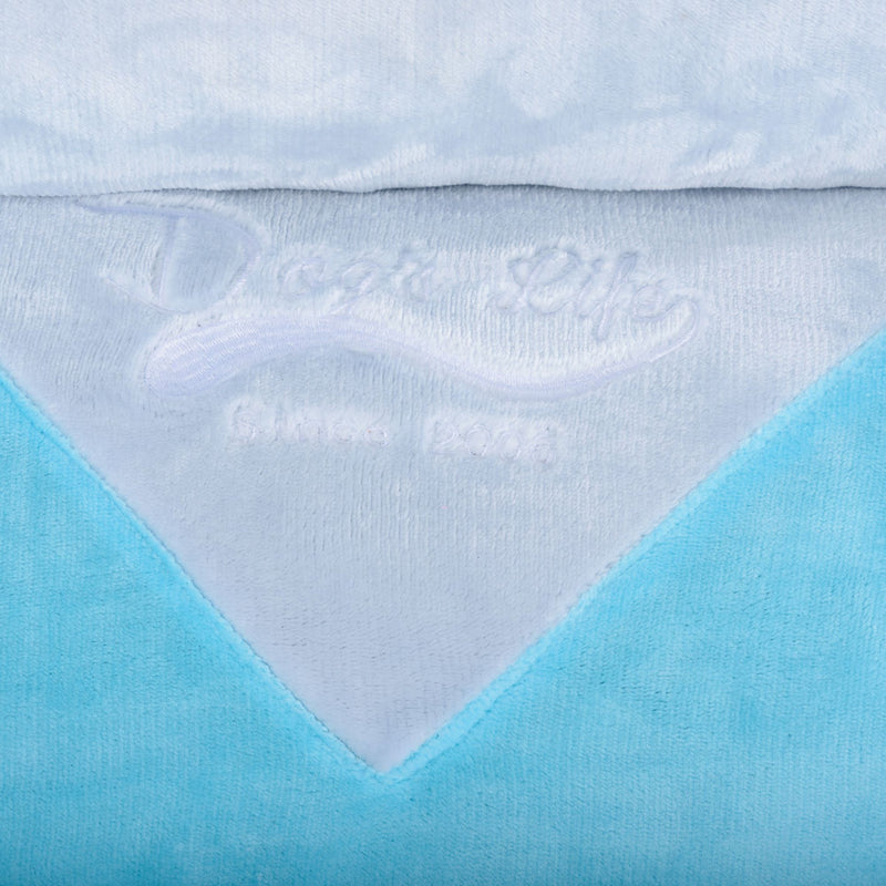 Dog's Life Winter Vintage Lounger Bed