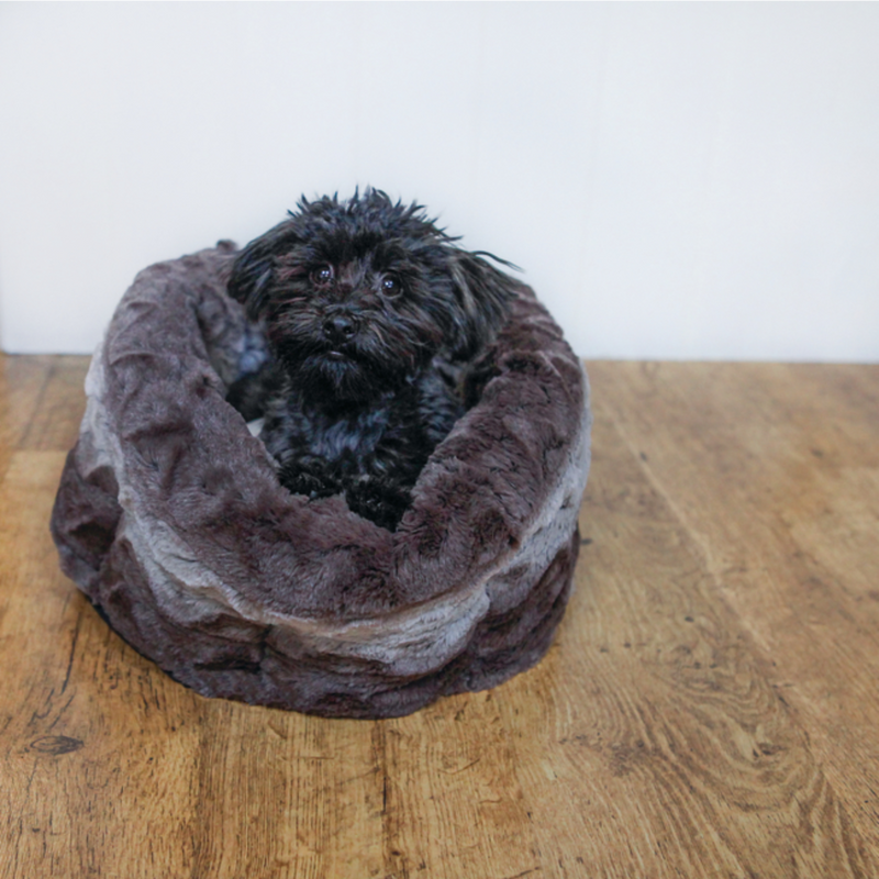 Rosewood Grey & Cream Snuggle Plush Oval Bed – 38cm