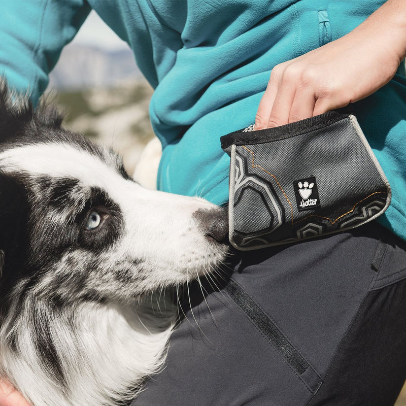 Hurtta Trick Pocket Dog Training Treat Pouch