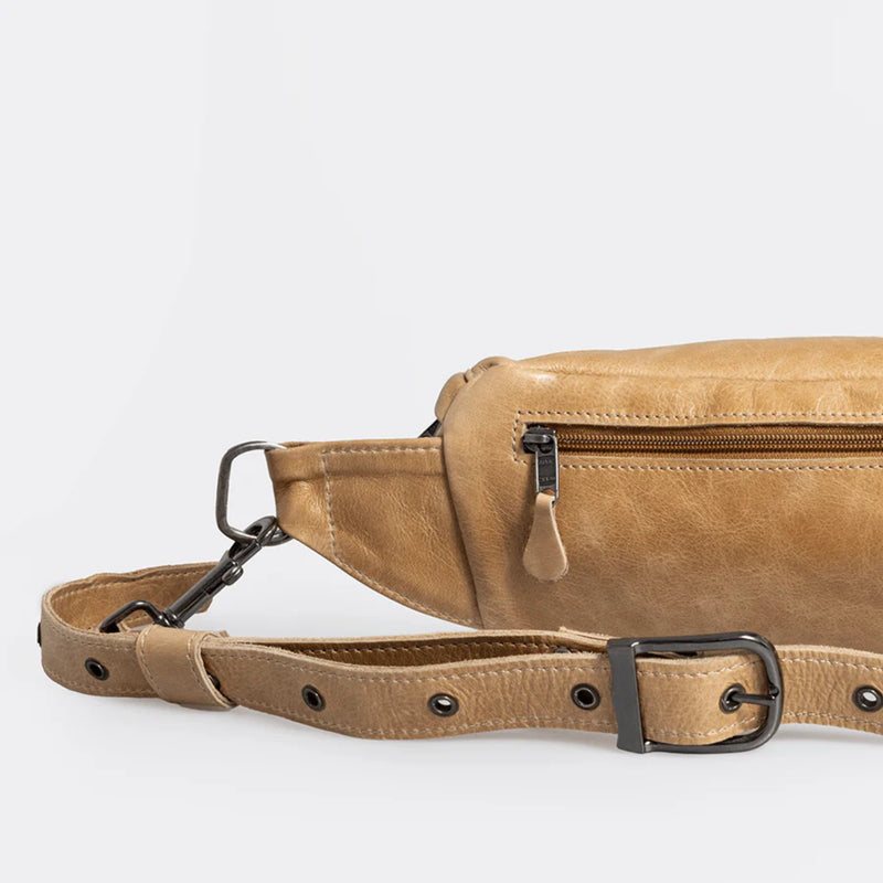 Ari Leather Bumbag